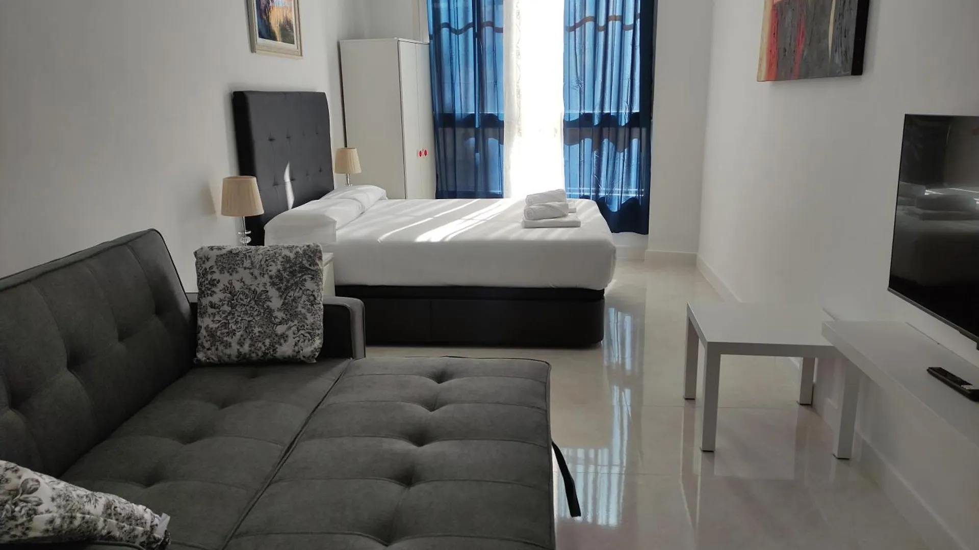 Rentalsevilla San Luis Apartment Seville